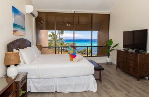 Kahana Resort | Oceanview Kahana Villa - Walk to Beach & Dining