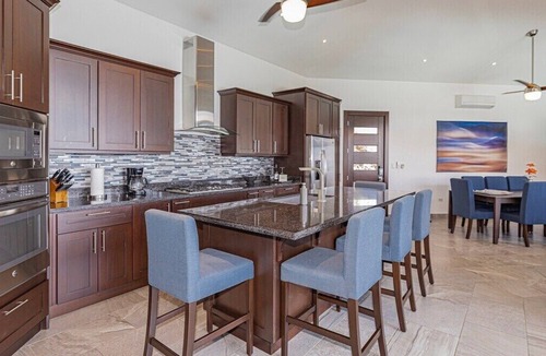 Coco House | Oceanview Villa | Elevator + Guest Apartment