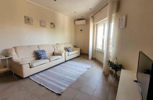 Paco De Arcos Apartment | Oeiras Historic Bedrooms