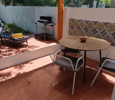 Vila Nogueira de Azeitao House | Oficina do Avô