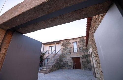 Vila Real House | Old house restored in Douro, 5 km from Vila Real. Comfort and tranquility.
