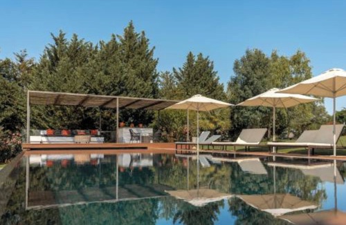 Moura House | Olive Room