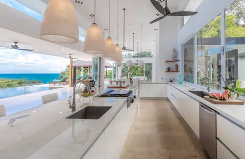 Dominical Villa | Ombak Luxury House- 5 bedroom Home