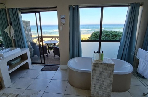 Jeffreys Bay House | On the Beach Guesthouse