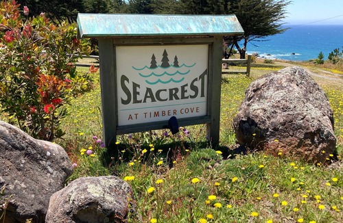 Timber Cove House | On the Ocean Bluff - 3 bedroom