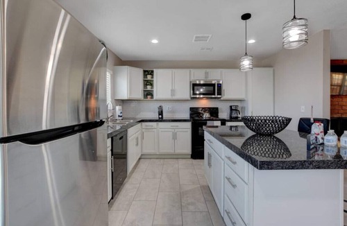 North Las Vegas House | One-Story 3BR N Las Vegas Home Backyard Near Strip & Downtown