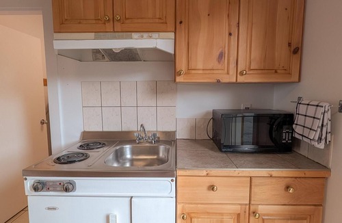 Ucluelet Hotel | Open Studio Kitchenette | #3