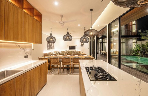 Batubelig Villa | Opulent 6BR Villa, 400m from Canggu Golden Shore