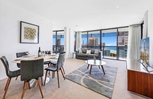 Broadbeach Apartment | Oracle Broadbeach - Amazing Ocean Views!