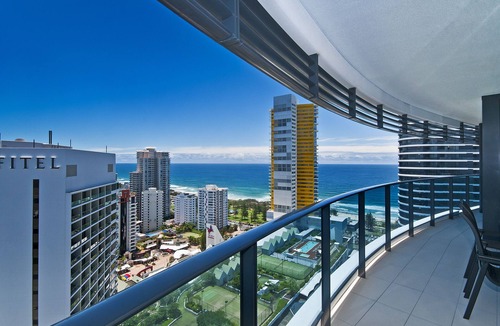 Broadbeach Apartment | 🤩 Oracle Resort - 2 Bedroom Apartments with City Views 🤩