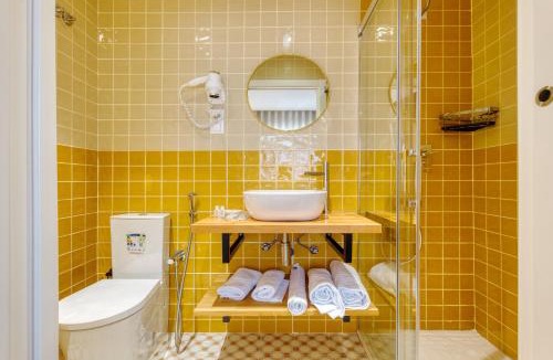 Odivelas House | Orange Inn