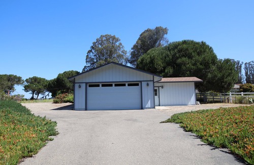 Callender House | Our cozy guest house is great for families & golf!