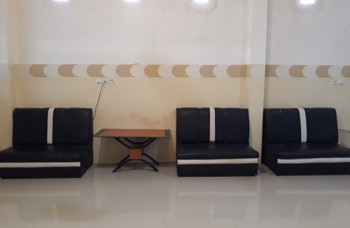 Palu Hotel | OYO 91162 Homestay Ansyariah Syariah