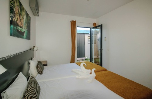 Retur House | Pé na Areia
