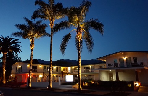 East Beach Hotel | Pacific Crest Hotel Santa Barbara