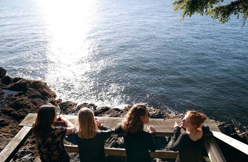 Tonquin Beach House | Pacific Retreat-Ocean Views, Tonquin, Hot Tub, BBQ