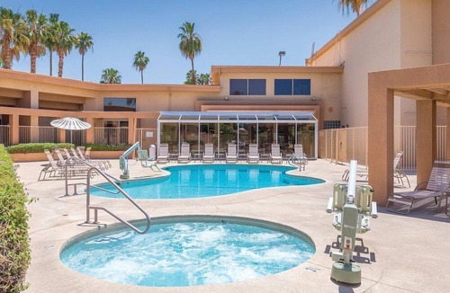 Palm Springs Resort | Palm Springs | Couples Desert Retreat | Pool + Hot Tub