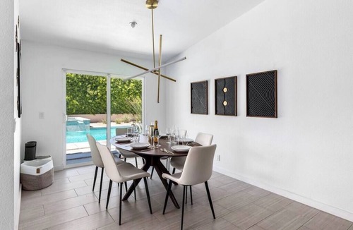 Racquet Club South House | Palm Springs Luxury: Pool, Hot Tub & Downtown Access