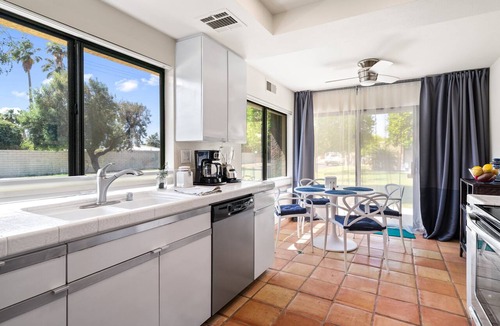 Cathedral City Condo | Palm Springs Oasis at CCCC 2 Bed 2Bath with Office