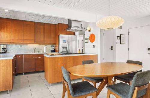 Sunmor House | Palm Springs Pool Home Near Airport Sleeps 6