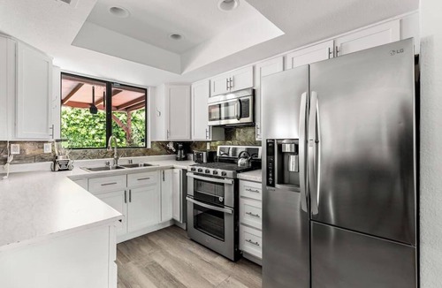 Desert Park Estates House | Palm Springs Retreat: Pool, Hot Tub, Mountain Views
