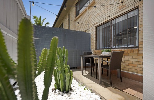 Miami Apartment | PALMA - Couples Beach Getaway, 2 minutes to the beach!