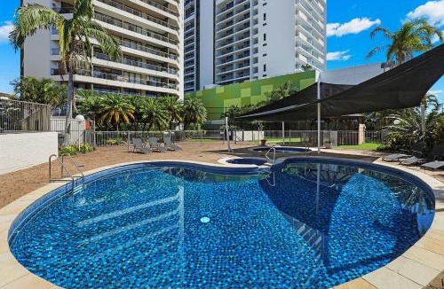 Southport Resort | Palmerston Tower on Southport Broadwater