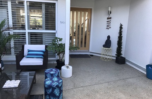 Sanctuary Cove House | palmview terrace in sanctuary cove