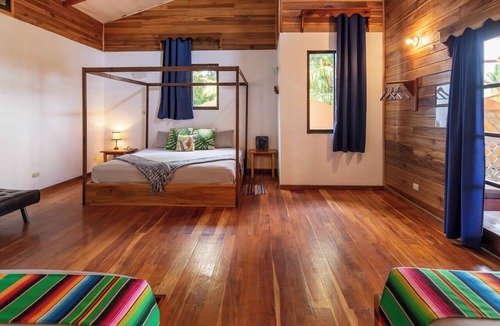 Manzanillo Hotel | Pangea Lodge
