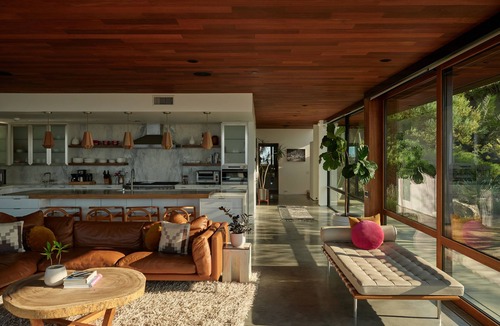 Eastern Malibu House | Panoramic Sea View, Designer MCM House + Studio