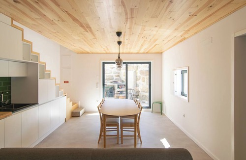 Santa Maria da Feira House | Panoramic Views Rooftop Fireplace Near Paiva Walkways River beach