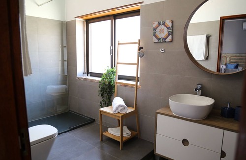 Cascais Bed & Breakfast | Paradise Suites