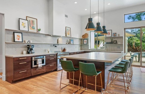 Paradise Valley Village House | Paradise Villa