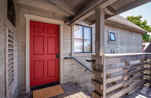 Paso Robles Condo | Park Place-Charming Rooftop Hideaway in Heart of Downtown-Perfect Location!