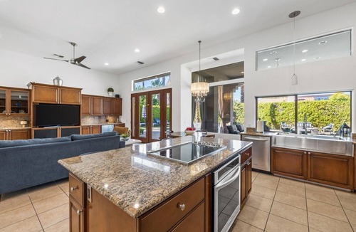Artisan House | Patricia Park Villa w/Pool, Spa & Mini Golf