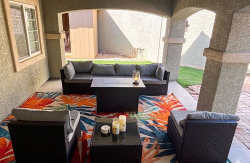 Las Vegas Apartment | Peaceful 3BR Away from the Noise