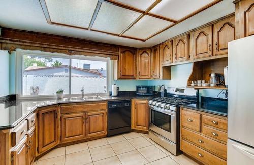 Charleston Preservation Villa | Peaceful Family Getaway Centrally Located!