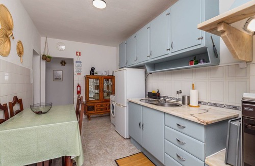 Zambujal Villa | Peaceful Retreat near Sesimbra and Meco Beach