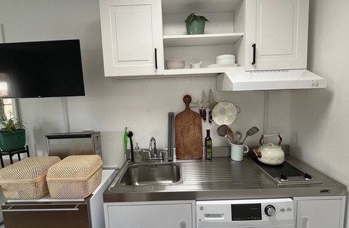 Eastside Santa Cruz Apartment | Peaceful studio in Live Oak, Santa Cruz
