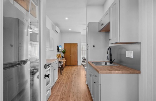 Rolando Village Apartment | Peaceful Updated Canyon Studio with Fenced Private Yard