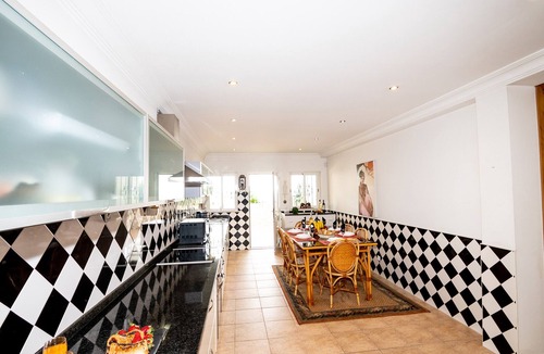 Estombar Villa | Peaceful villa with heatable pool