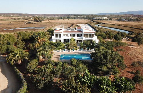 Vale da Lama Villa | Peacefull 4 persons apartment, Ocean view, Beach is 5 km