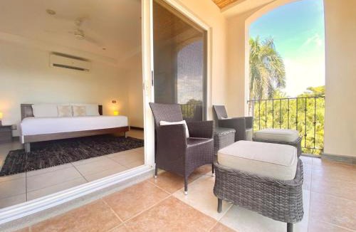 Playa Langosta Apartment | Peninsula 46 - Upscale 2bdr with Jacuzzi - Beach - Fast wifi - Gym