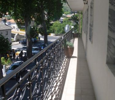 Unhais da Serra Hotel | Pensão Estrela