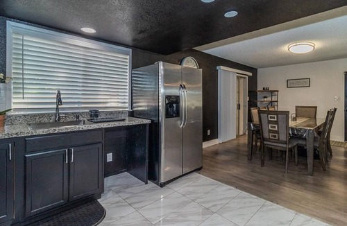 Madera House | Perfect 5-bedroom house in awesome Madera for your getaway