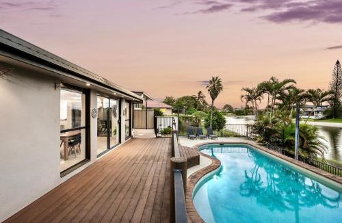 Mermaid Waters House | Perfect Family Retreat