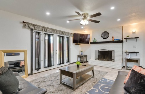 Atwater House | Pet-Friendly Atwater Home ~ 12 Mi to Yosemite Lake