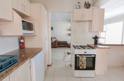 Wavecrest House | Pet-Friendly Jeffreys Bay Beach House with Private Pool, 50m to Beach - Sleeps 7