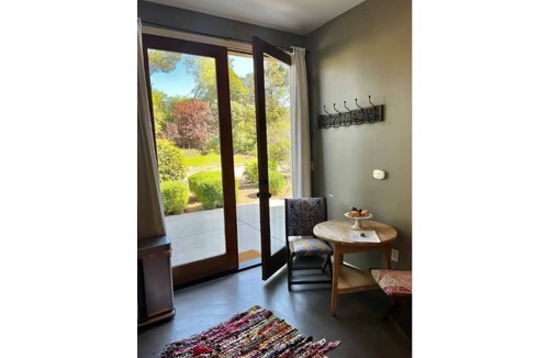 Callender House | Petite Barn
