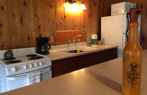 Julian Cabin | Pheasant Hill Cabin. A cozy cabin and dog friendly.
